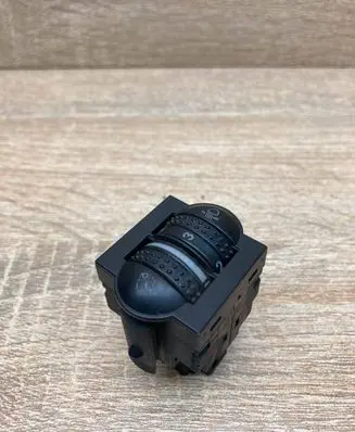 Volkswagen PASSAT B5 Headlight level height control switch 3B0941333C