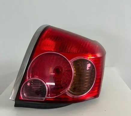 Toyota Avensis T250 Rear/tail lights 89028786
