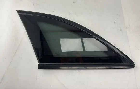Mercedes-Benz C W205 Rear side window A2056706900