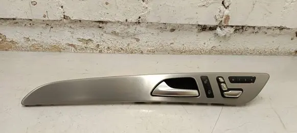 Mercedes-Benz GLE (W166 - C292) Front door trim bar A1667203922 A1669058100