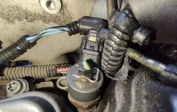 Alfa Romeo 156 Fuel injector 0445110068