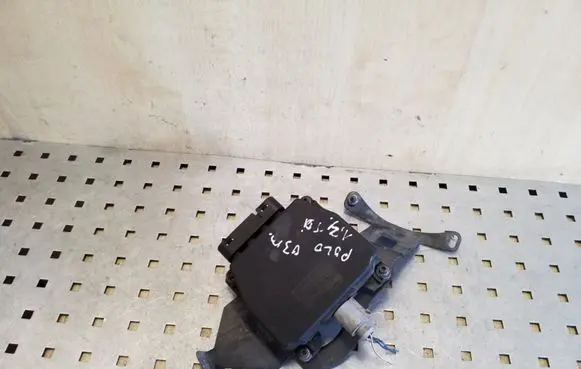 Volkswagen Polo Other control units/modules 6Q0906625A