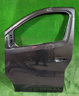 Renault Trafic III (X82) Front door