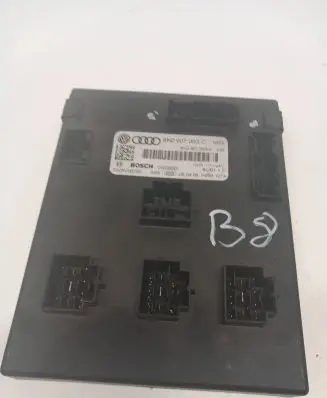 Audi A4 S4 B8 8K Comfort/convenience module 8K0907063C 04026001
