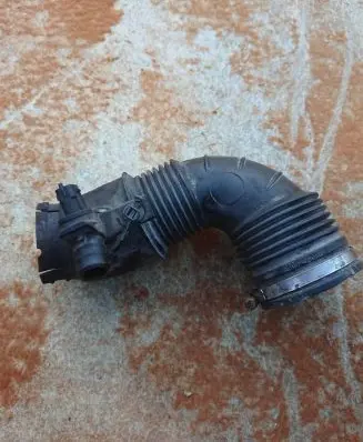 Opel Insignia A Air intake hose/pipe