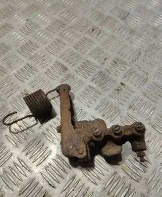 Suzuki Grand Vitara II Brake power pressure regulator 