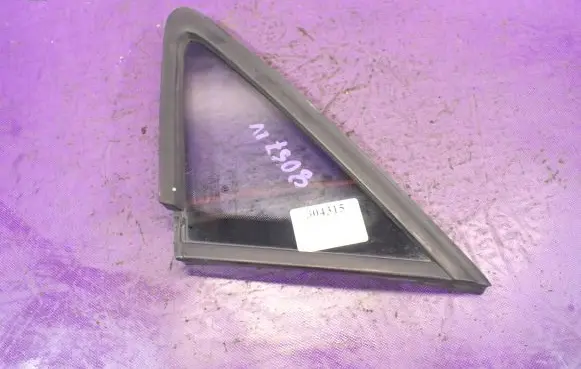 Volkswagen Touran I Rear side window