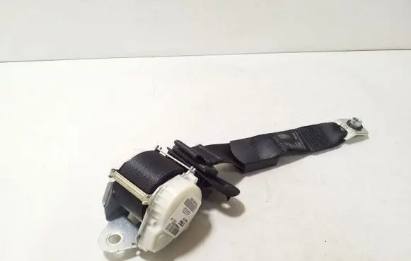 Rear seatbelt