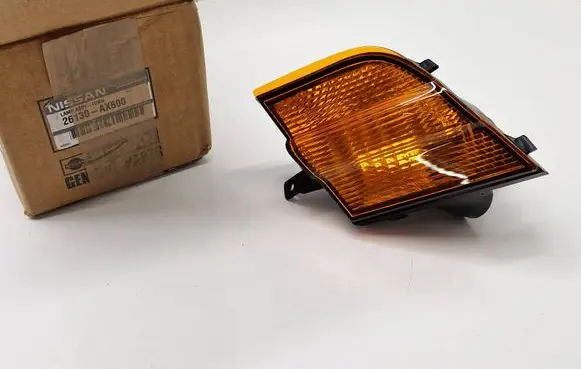 Nissan Micra Front indicator light 26130-AX600 89027952
