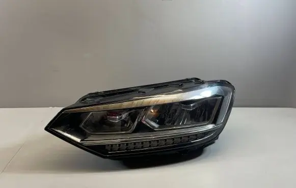 Volkswagen Touran III Headlight/headlamp 030129923100 5TB941035B