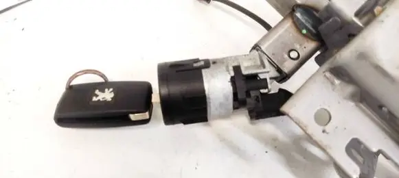Peugeot 3008 I Ignition lock