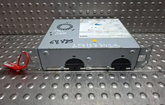 Renault Captur II Radio/CD/DVD/GPS head unit S26312560 259157342R
