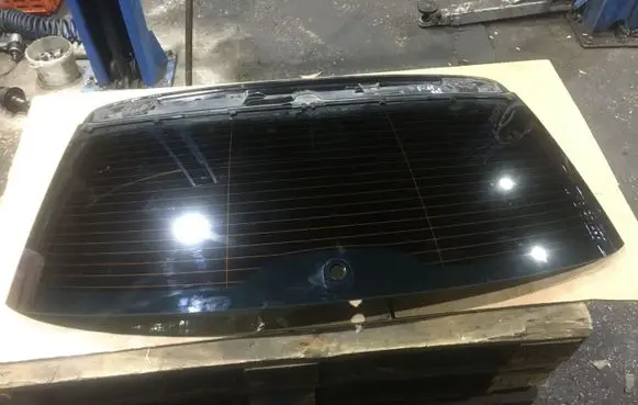 BMW 5 F10 F11 Opening tailgate glass 7206563 7206562