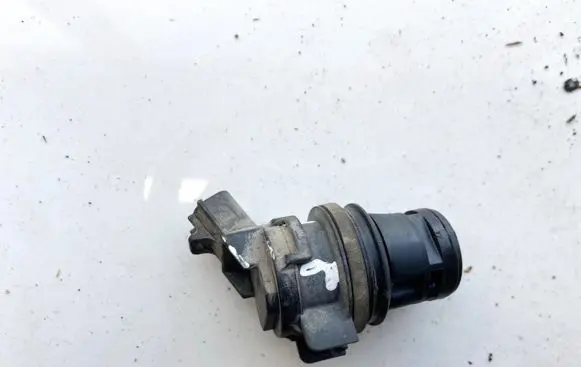 Mazda 3 I Windscreen/windshield washer pump 8603102451
