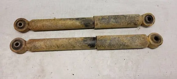 Rear shock absorber/damper