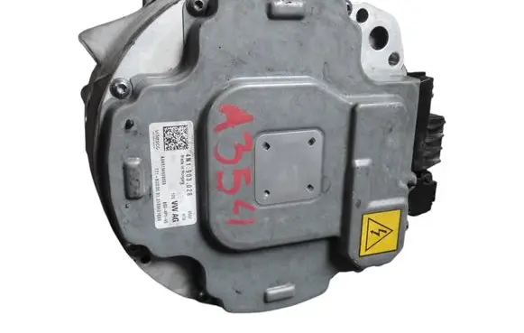 Audi A6 S6 C8 4K Generator/alternator 4N1903028