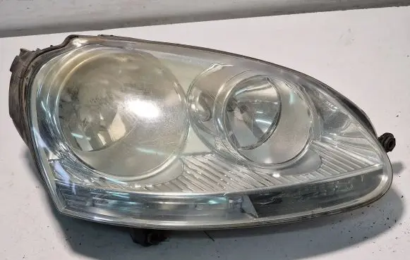 Volkswagen Golf V Headlight/headlamp