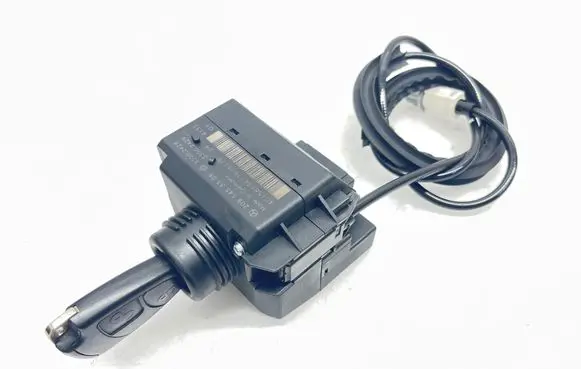 Mercedes-Benz CLK A209 C209 Ignition lock 2095453308