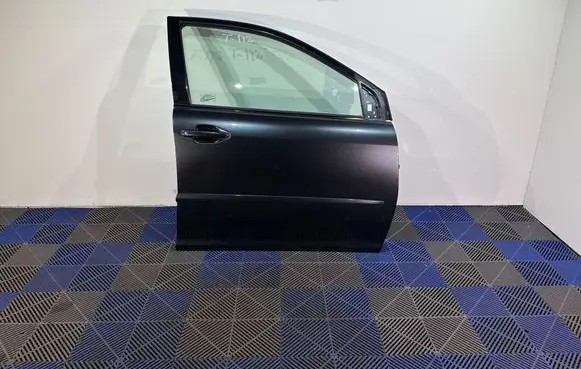Lexus RX 330 - 350 - 400H Front door 