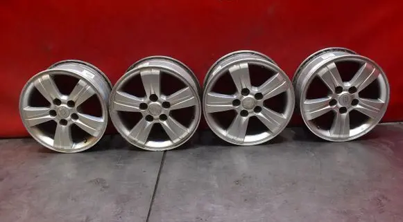 R18 alloy rim