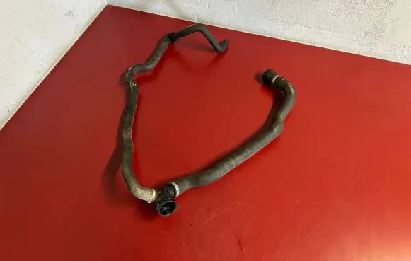 BMW X1 F48 F49 Engine coolant pipe/hose 7617363 9250566 17127617363