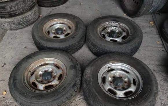 Ford Ranger R15 alloy rim 