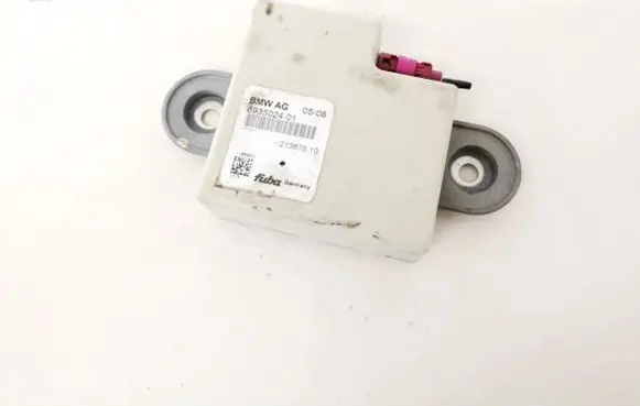 BMW 3 E90 E91 Antenna control unit 693502401 21367510