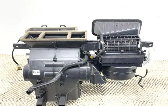 Hyundai Kona I Heater blower radiator 