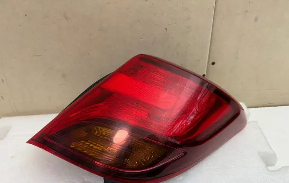 Toyota Yaris Rear/tail lights 0D166 17489 02R1R