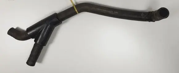 Mercedes-Benz ML W163 Engine coolant pipe/hose A1635013582