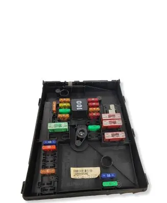 Volkswagen Golf V Fuse box set 1K0937125D 017183073
