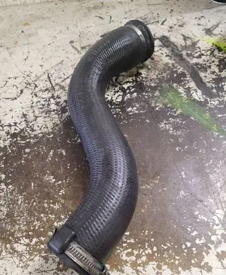 Citroen C5 Intercooler hose/pipe 9683957180