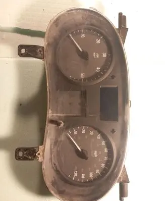 Renault Trafic II (X83) Speedometer (instrument cluster) P8200283201D