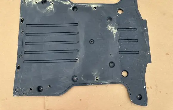 Volkswagen ID. Buzz Engine splash shield/under tray 1N3825236