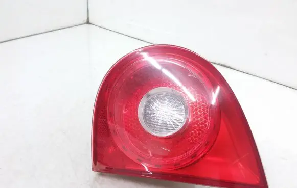 Volkswagen Golf V Tailgate rear/tail lights 1K6945094E