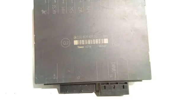 Mercedes-Benz S W220 Seat control module 2208206826
