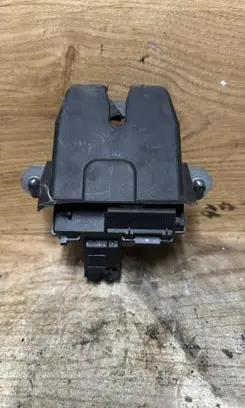 Volvo V50 Tailgate/trunk/boot lock/catch/latch 31276698