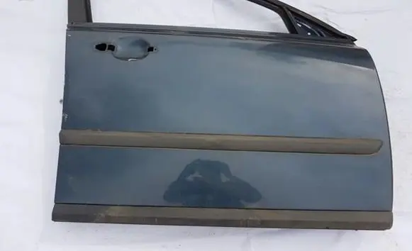 Volvo V50 Front door melynos