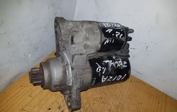 Seat Ibiza III (6L) Starter motor 0001911023G