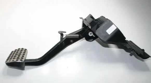 Mercedes-Benz CLK A209 C209 Brake pedal A2032907501