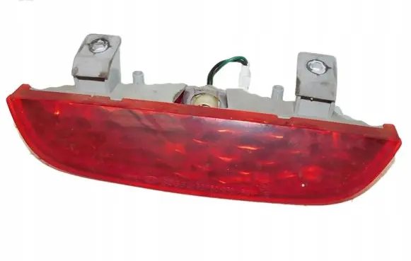 KIA Picanto Third/center stoplight