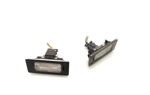Audi A5 8T 8F Number plate light 8T0943021
