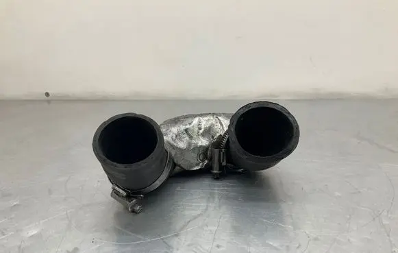 BMW 5 E60 E61 Engine coolant pipe/hose 7545665