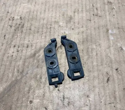 Mercedes-Benz E W210 Headlight/headlamp mounting bracket