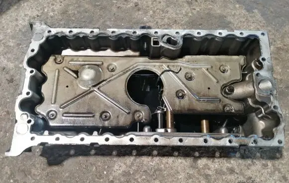 Volvo XC90 Oil sump 30713677A 30713677