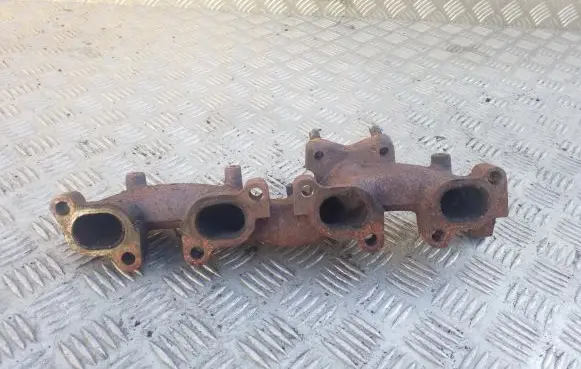 Mazda 6 Exhaust manifold