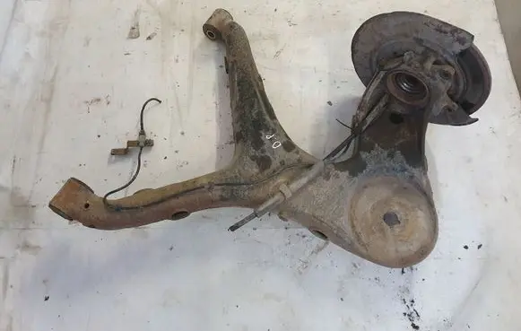 Mercedes-Benz Vito Viano W639 Rear wheel hub spindle/knuckle 
