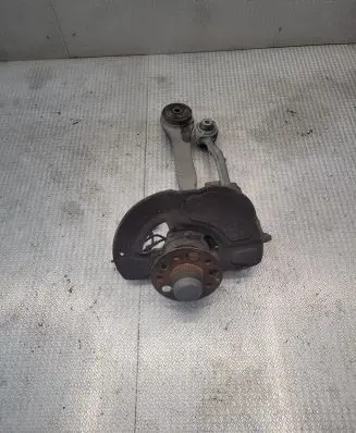 Mercedes-Benz CLS C218 X218 Front wheel hub