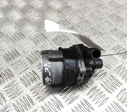 Volvo XC60 Electric auxiliary coolant/water pump 31338384