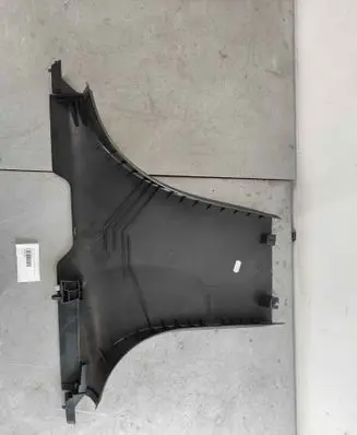 (B) pillar trim (bottom)